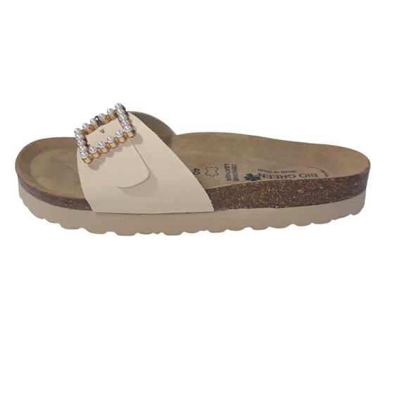 BIO GREEN Made in Spain Beige Big Tonal Pearl suede Buckle Slide Sandals SZ/9-40 - Picture 6 of 16